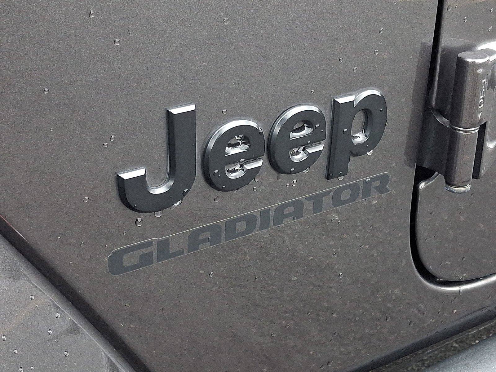 Used 2021 Jeep Gladiator Sport AWD/4WD image 30