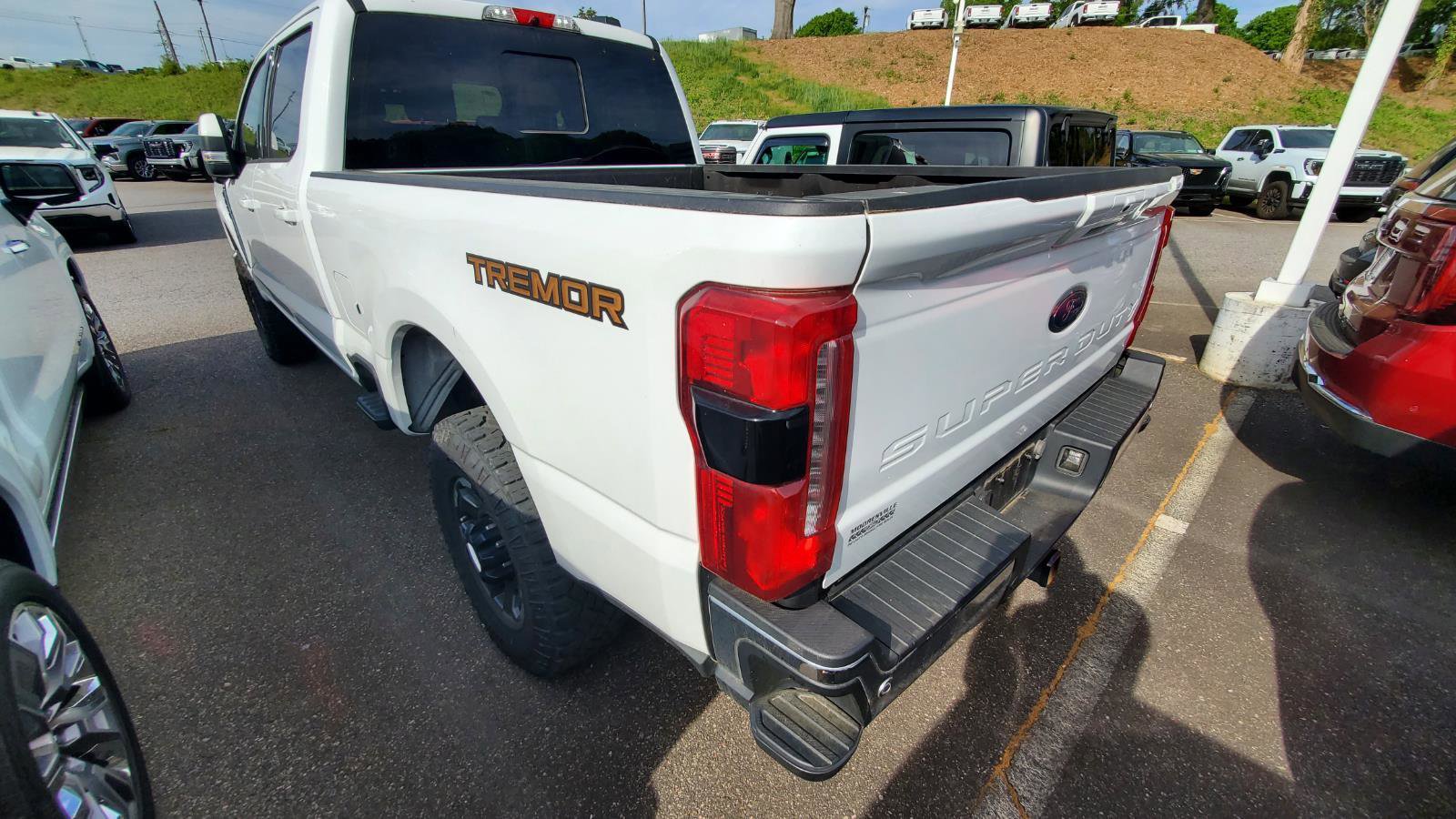 Used 2023 Ford F250 Lariat w/ Lariat Ultimate Package image 8