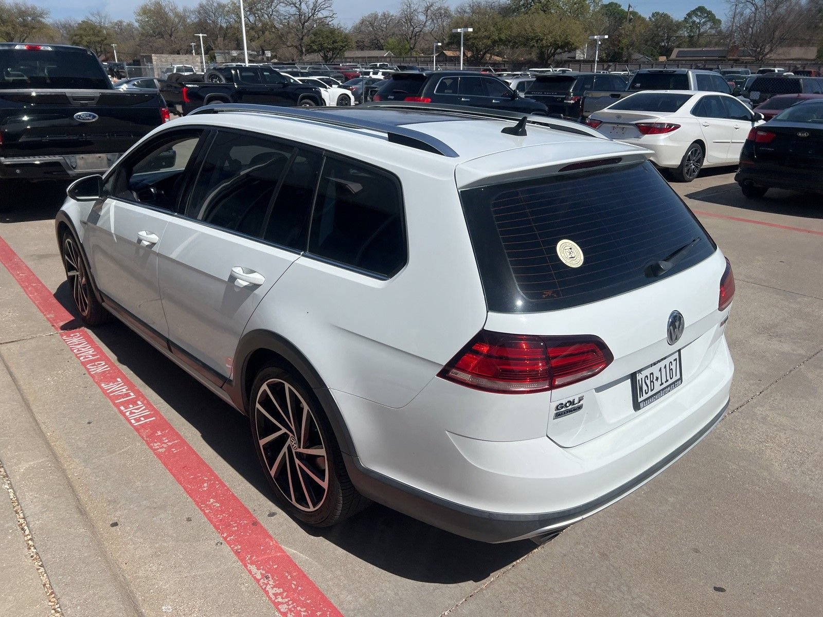 Used 2019 Volkswagen Golf Alltrack SE AWD/4WD image 4