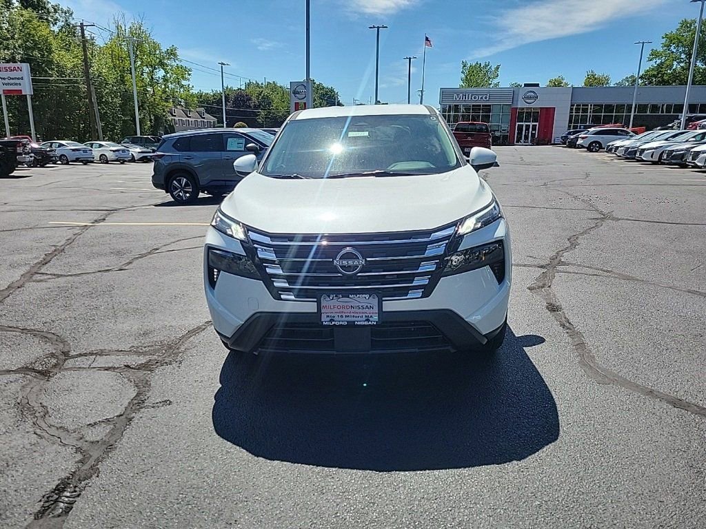 New 2026 Nissan Rogue SV image 9