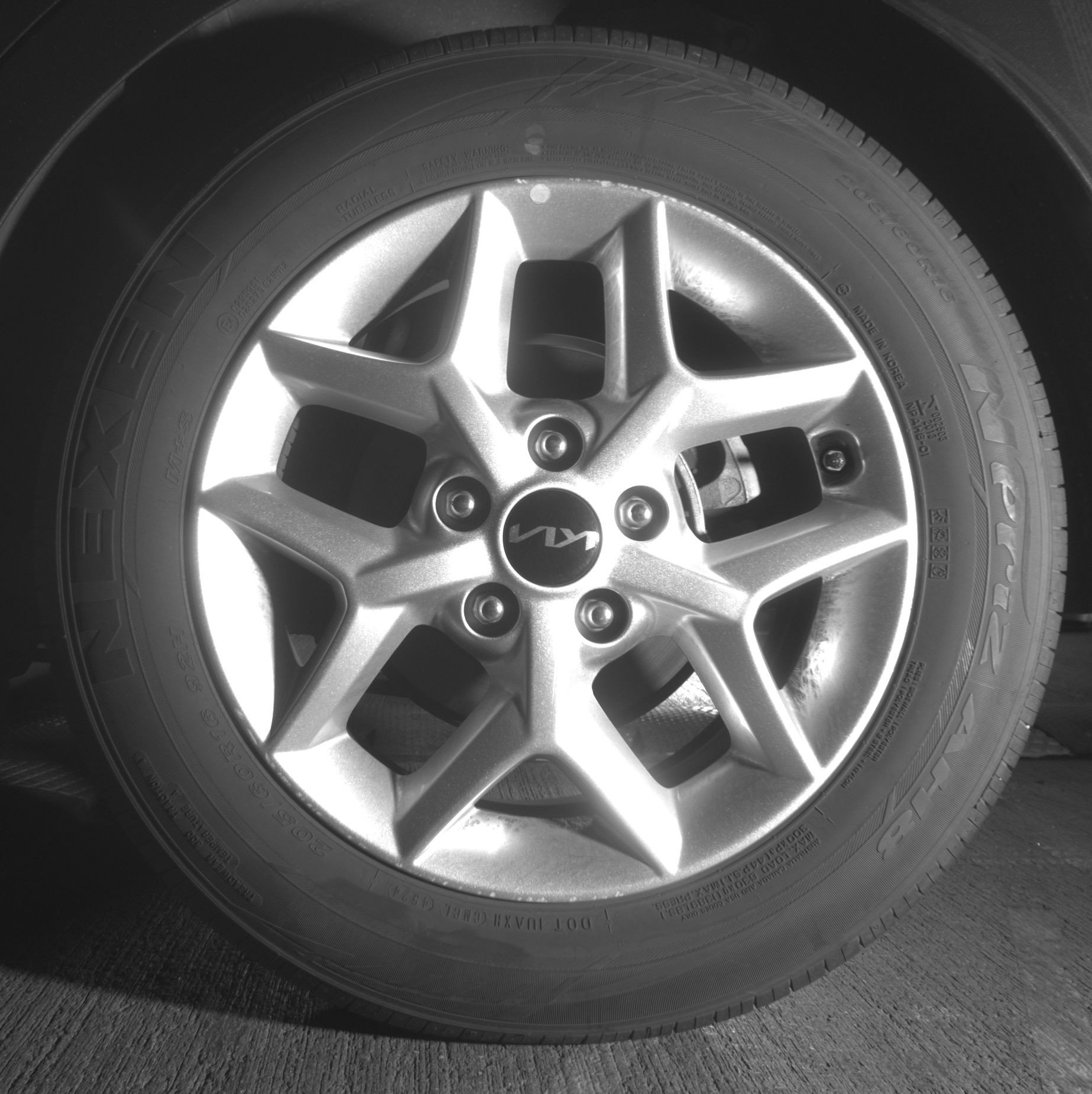 Used 2025 Kia Soul LX w/ LX Technology Package FWD image 14