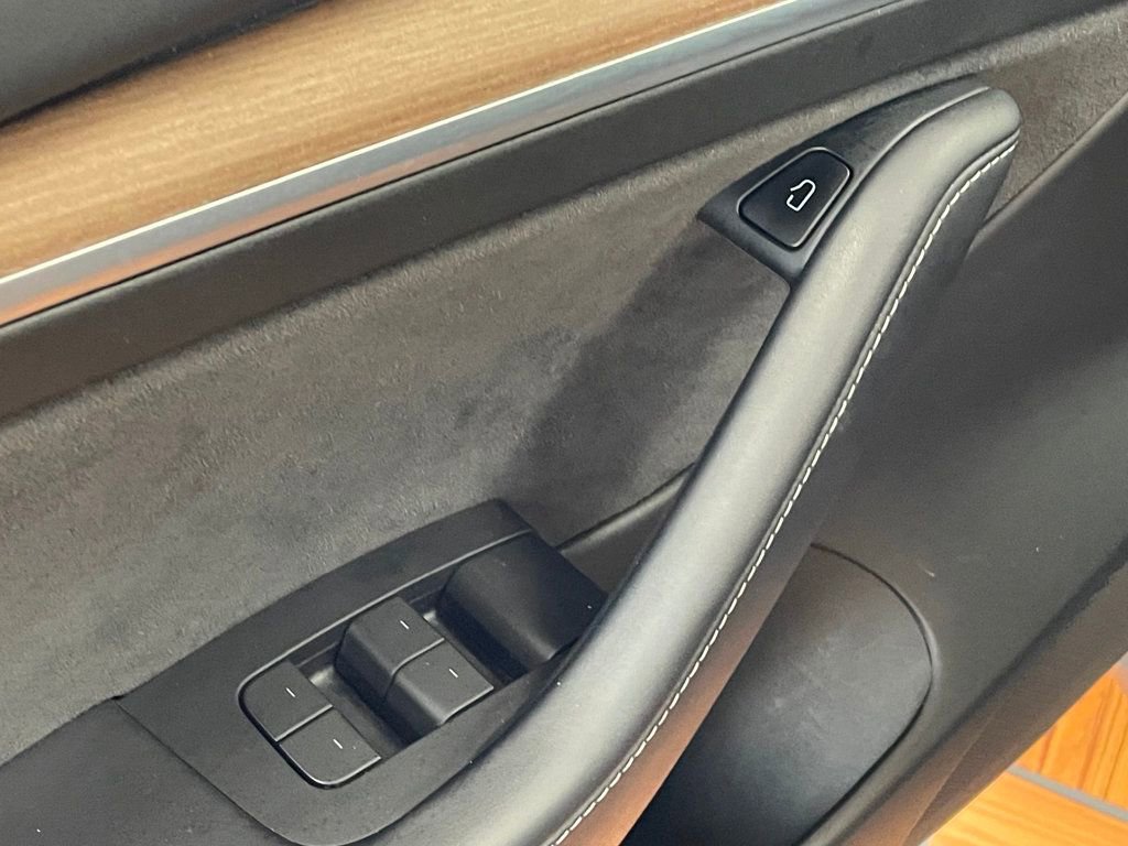 Used 2022 Tesla Model 3 Long Range image 14