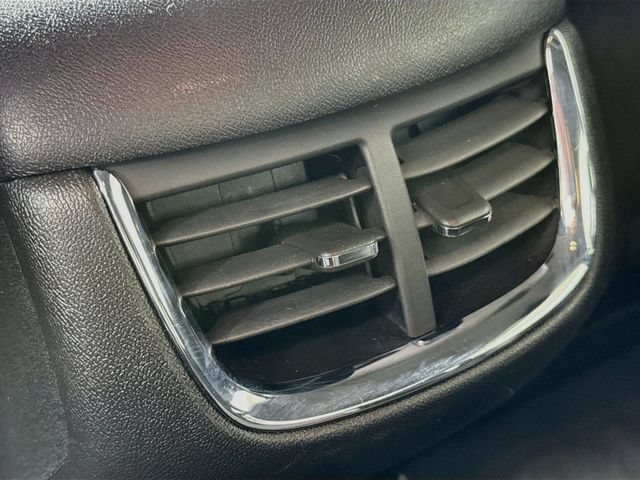 Used 2024 Chevrolet Malibu LT FWD image 31