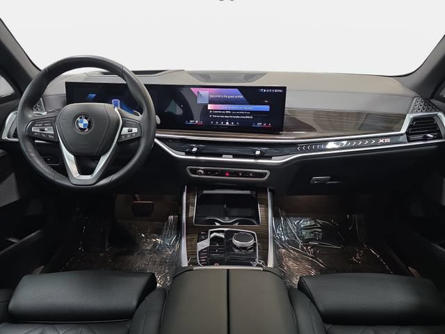 Used 2024 BMW X5 xDrive40i w/ Premium Package AWD/4WD image 10