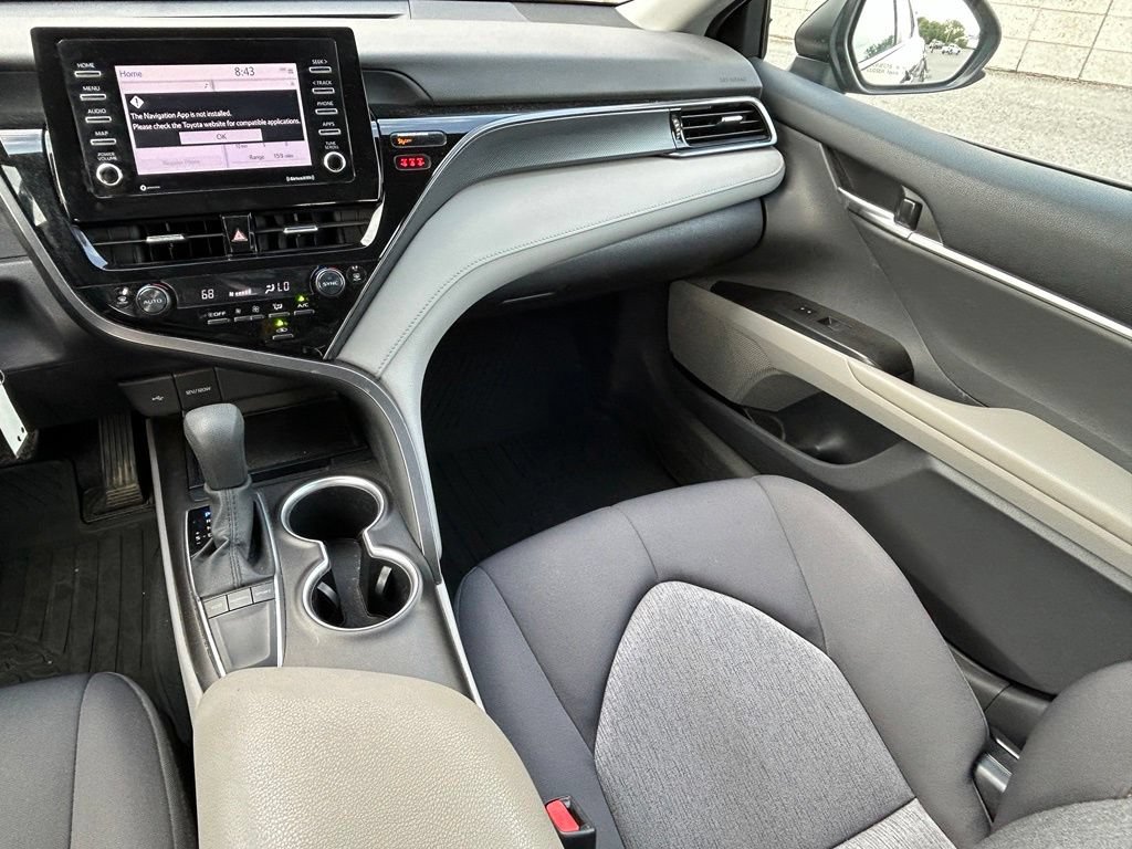 Used 2023 Toyota Camry LE FWD image 12