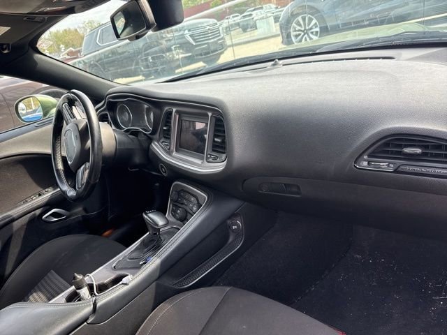 Used 2022 Dodge Challenger R/T RWD image 8