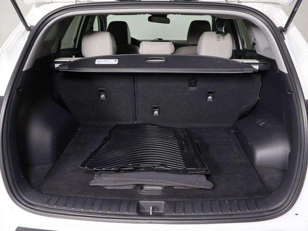 Used 2020 Hyundai Tucson SE image 13