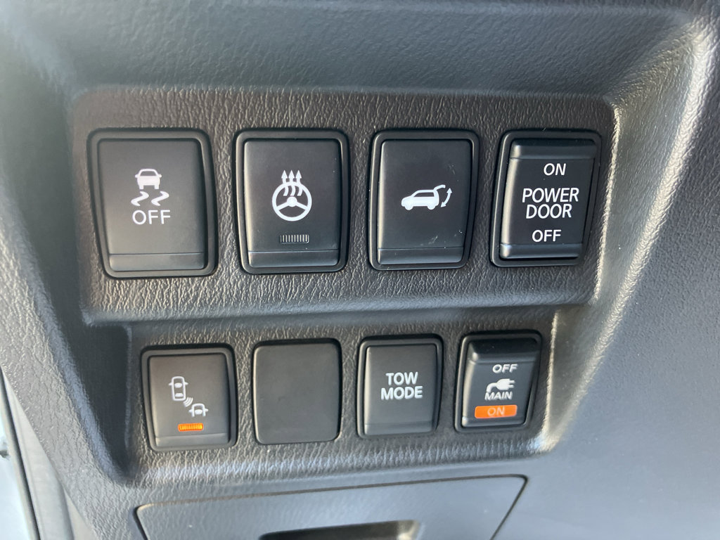 Used 2016 Nissan Pathfinder Platinum AWD/4WD image 13
