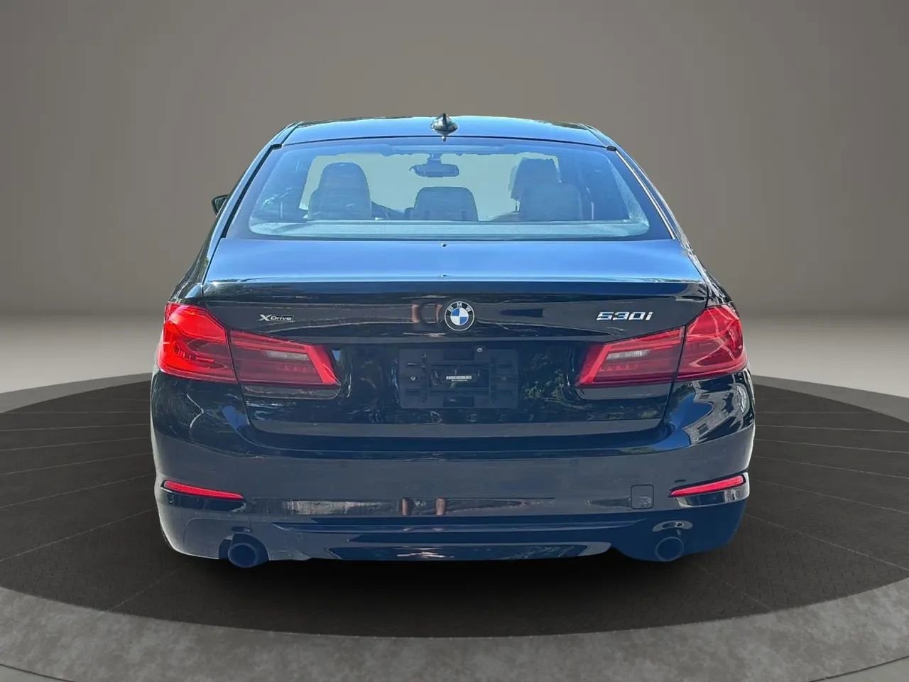 Used 2019 BMW 530i xDrive w/ Convenience Package image 6