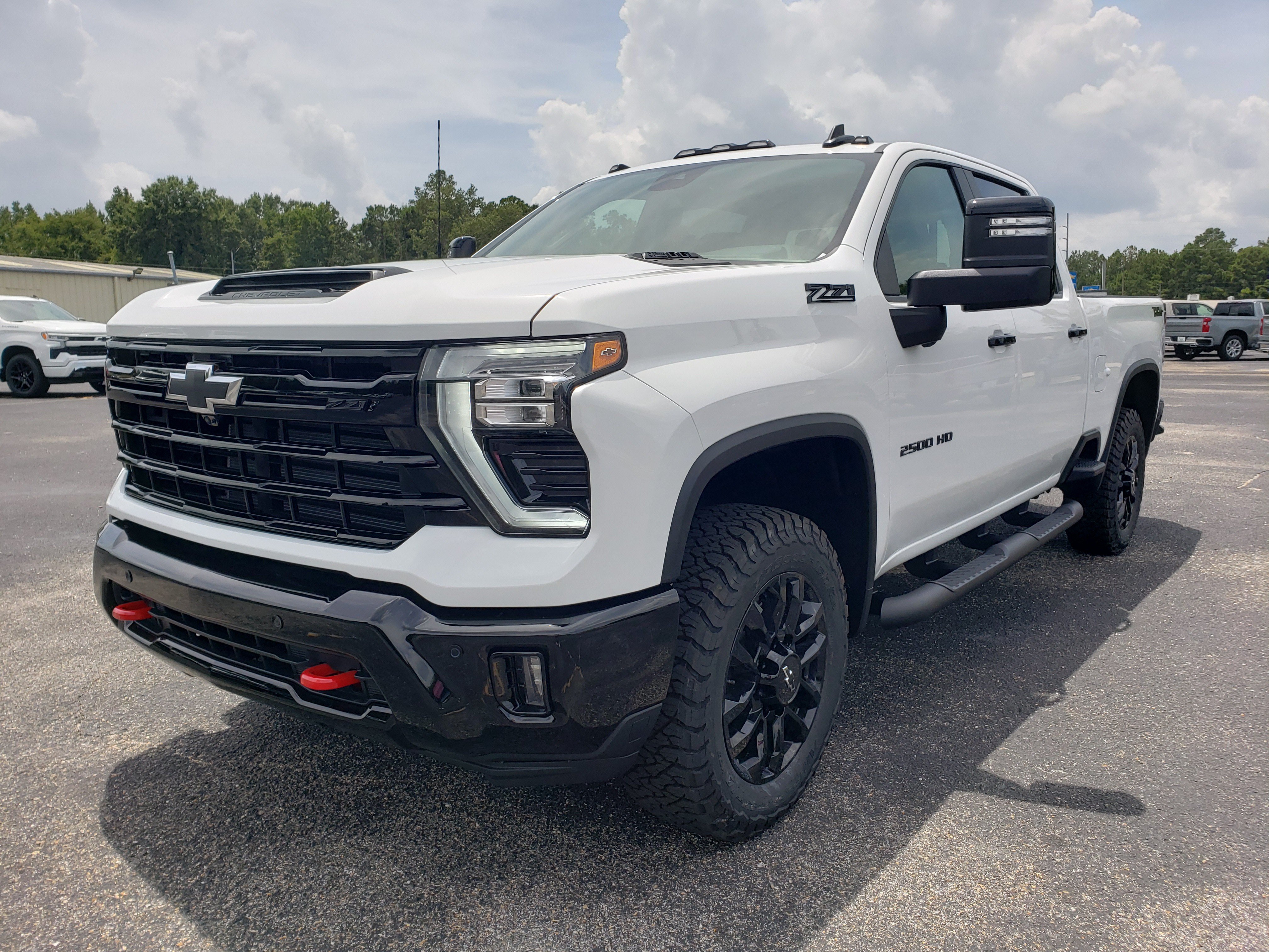 New 2026 Chevrolet Silverado 2500 LT w/ Trail Boss Package AWD/4WD image 2