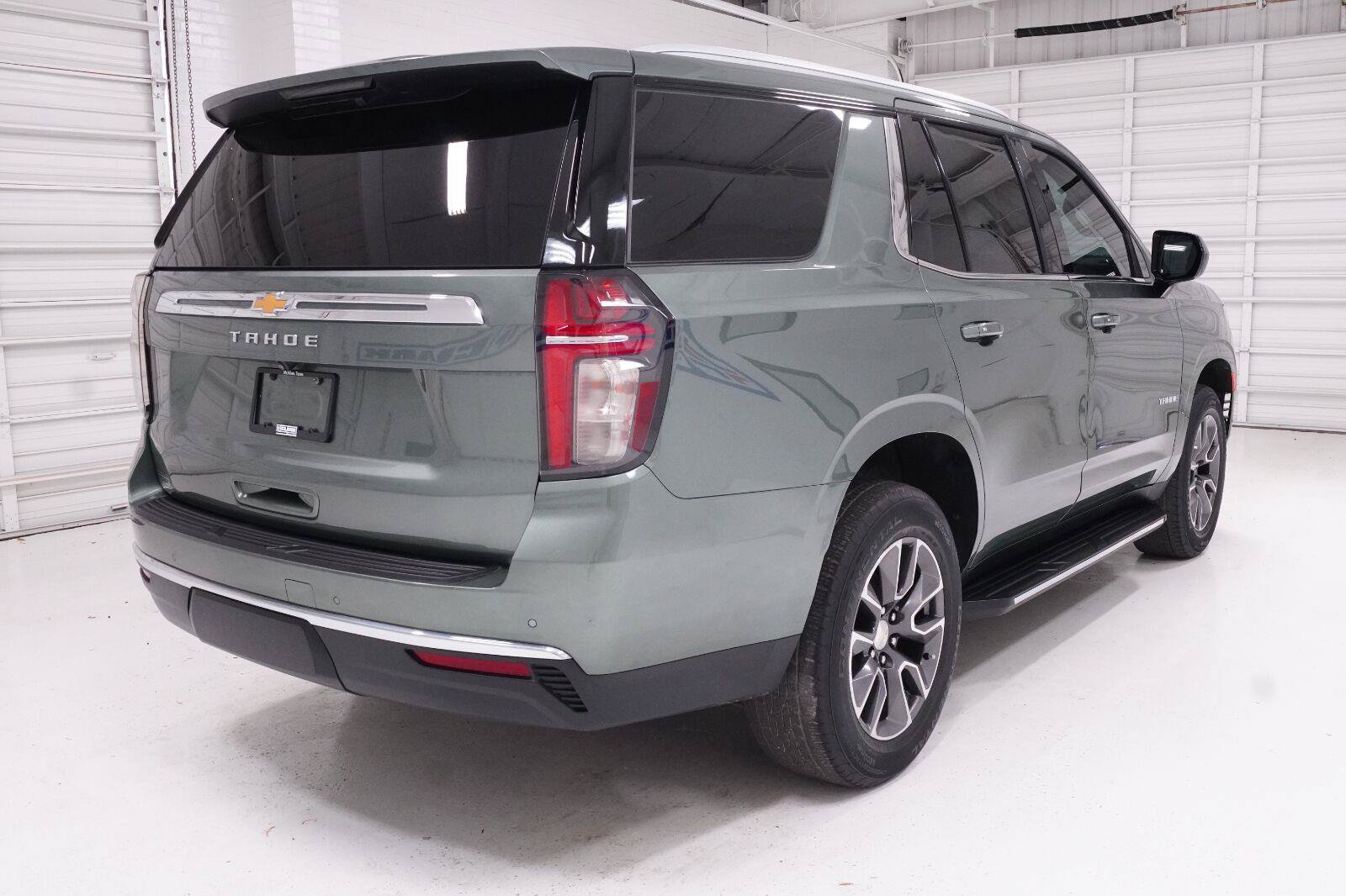 Used 2023 Chevrolet Tahoe LS RWD image 27