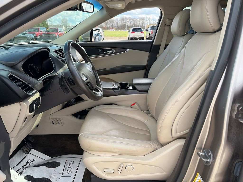 Used 2018 Lincoln MKX Reserve w/ Lincoln MKX Climate Package image 15