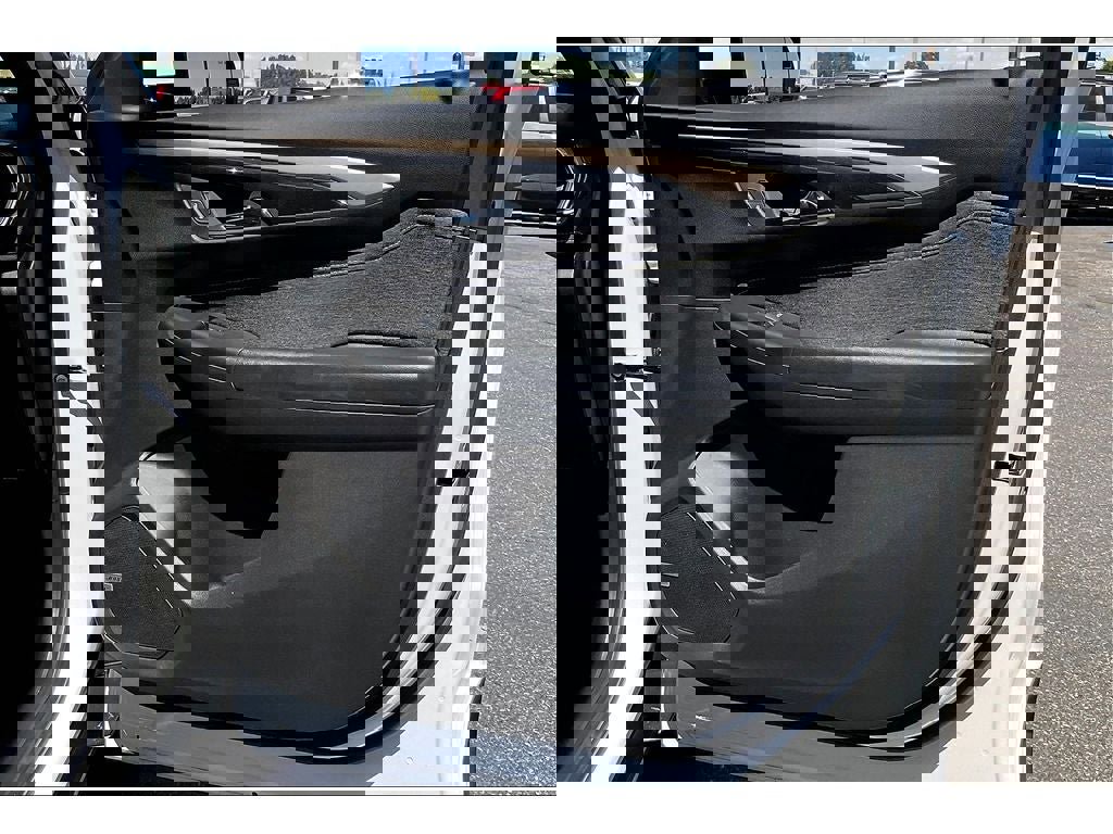 Used 2025 Chevrolet TrailBlazer ACTIV w/ Convenience Package image 25