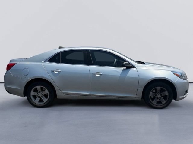 Used 2016 Chevrolet Malibu LS FWD image 2