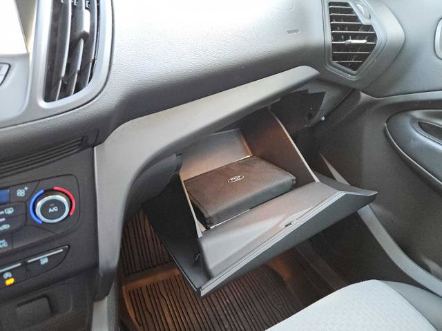 Used 2017 Ford Escape SE w/ Equipment Group 201A image 22