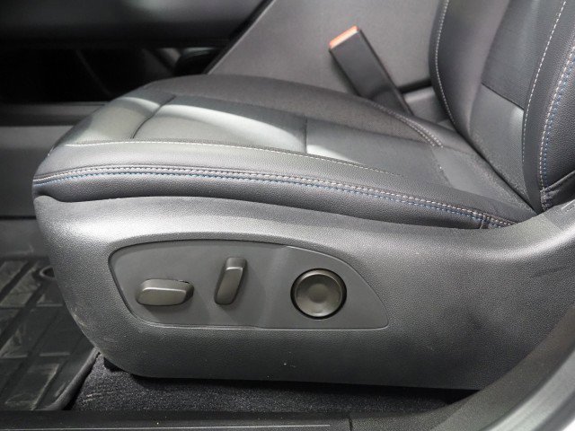 Used 2024 Chevrolet Equinox EV LT image 64