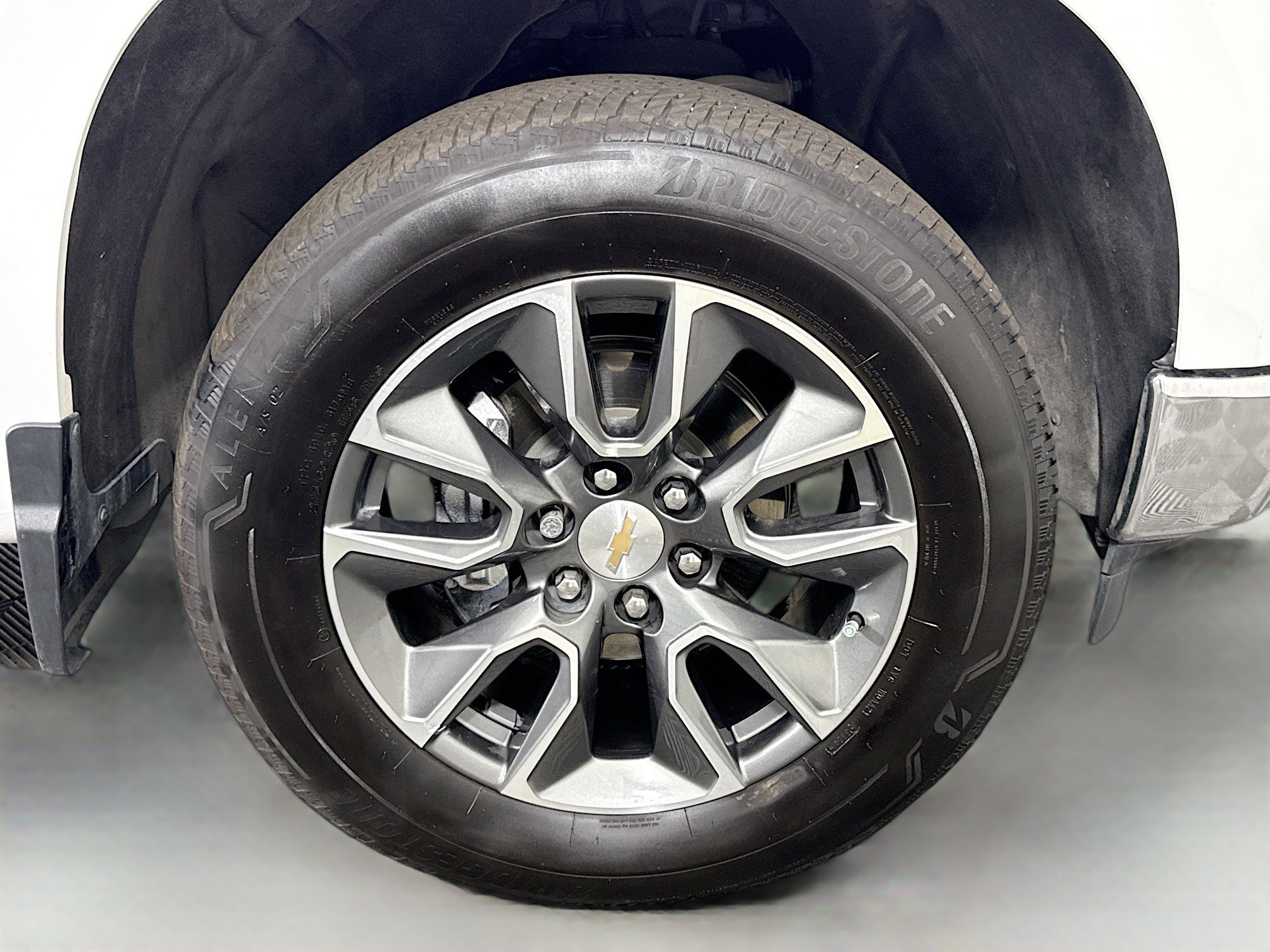 Used 2025 Chevrolet Silverado 1500 LT image 32