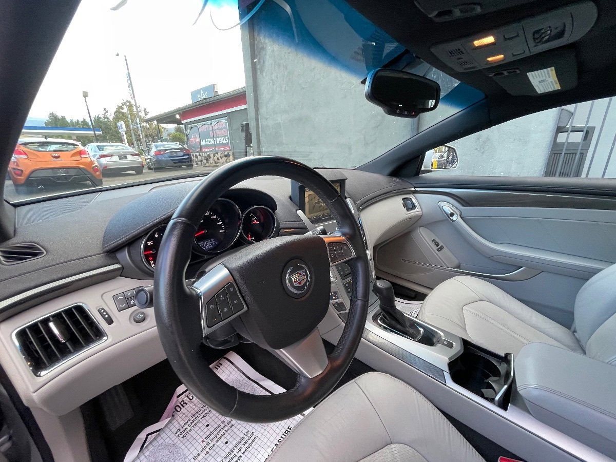 Used 2011 Cadillac CTS Performance w/ Luxury Level One Package image 9