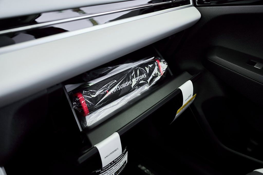 New 2026 Mitsubishi Outlander SE FWD image 56