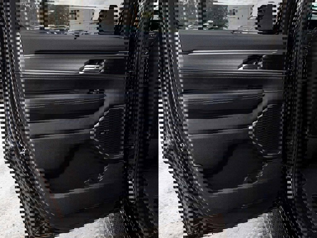 New 2025 Jeep Wagoneer 4WD image 14