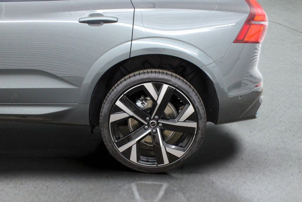 New 2026 Volvo XC60 T8 Ultra AWD/4WD image 27