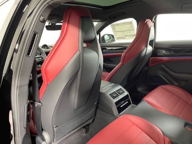 New 2026 Porsche Panamera image 19