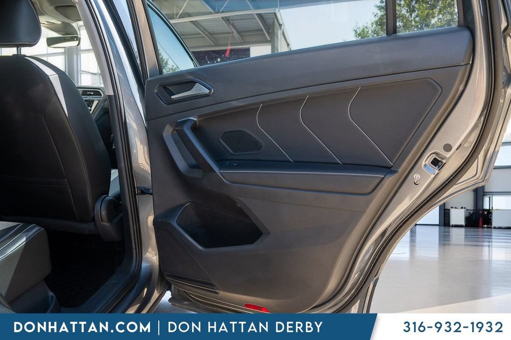 Used 2024 Volkswagen Tiguan SE AWD/4WD image 22