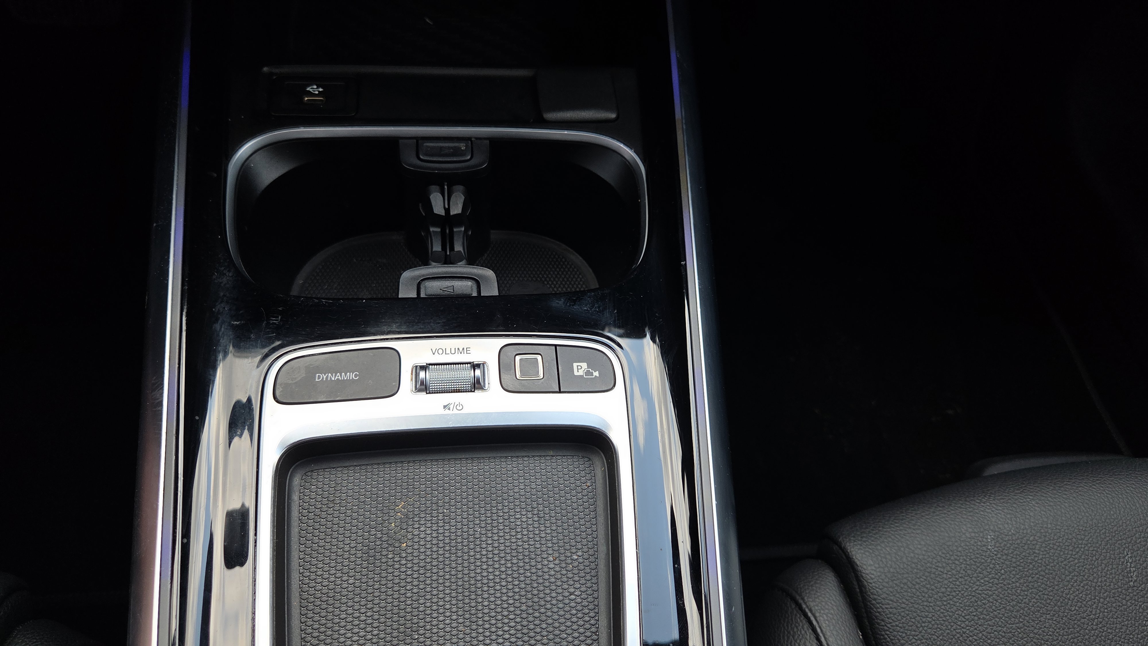 Used 2025 Mercedes-Benz GLA 250 4MATIC image 25