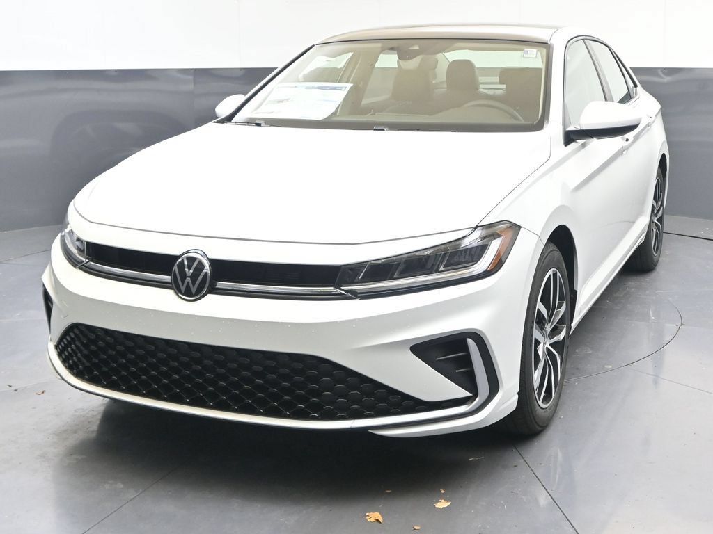 Used 2026 Volkswagen Jetta SE FWD image 1