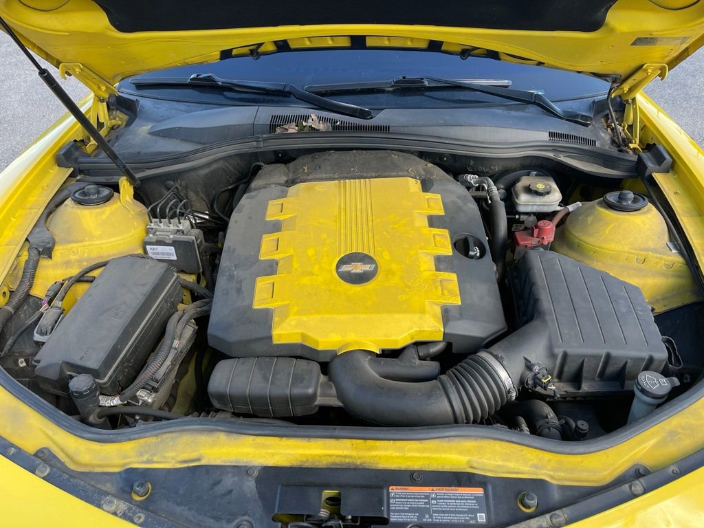 Used 2010 Chevrolet Camaro LT w/ LPO, Ground Effects Package RWD image 24