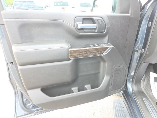 Used 2020 Chevrolet Silverado 1500 LT w/ All-Star Edition AWD/4WD image 17