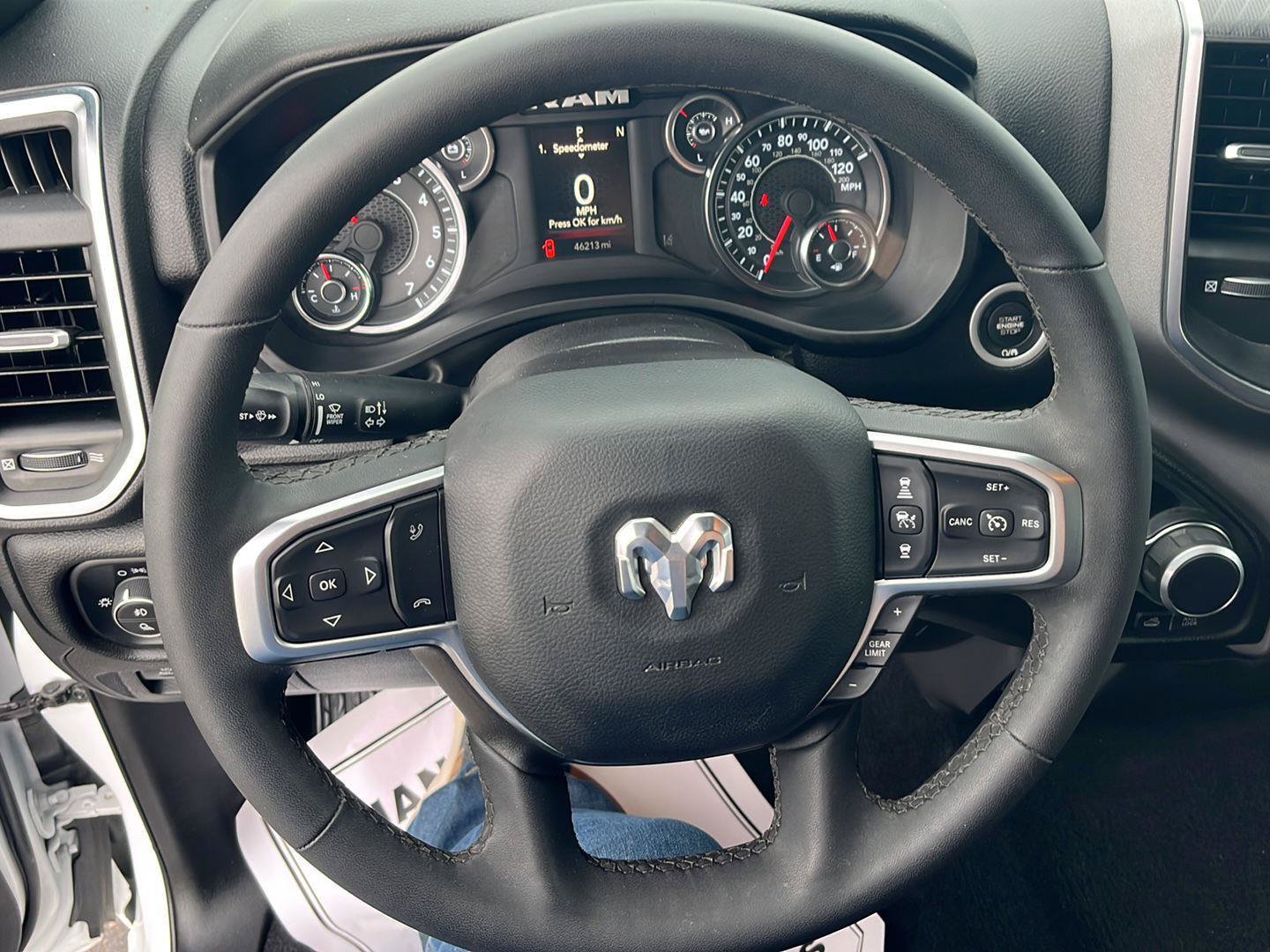 Used 2025 RAM 1500 Big Horn AWD/4WD image 10