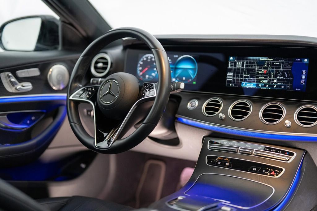 Used 2022 Mercedes-Benz E 350 Sedan image 10