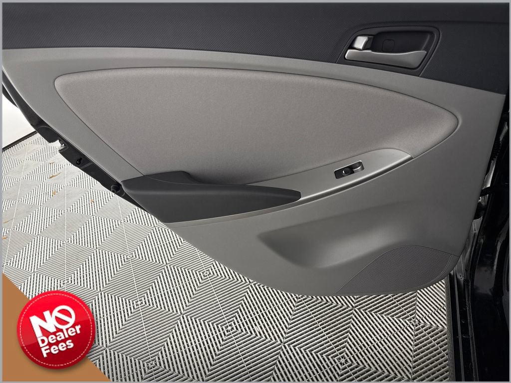 Used 2016 Hyundai Accent SE FWD image 9