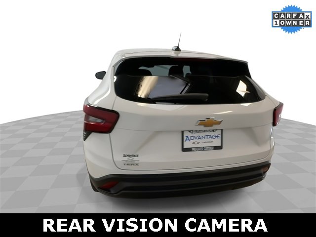 Certified 2025 Chevrolet Trax LS image 7