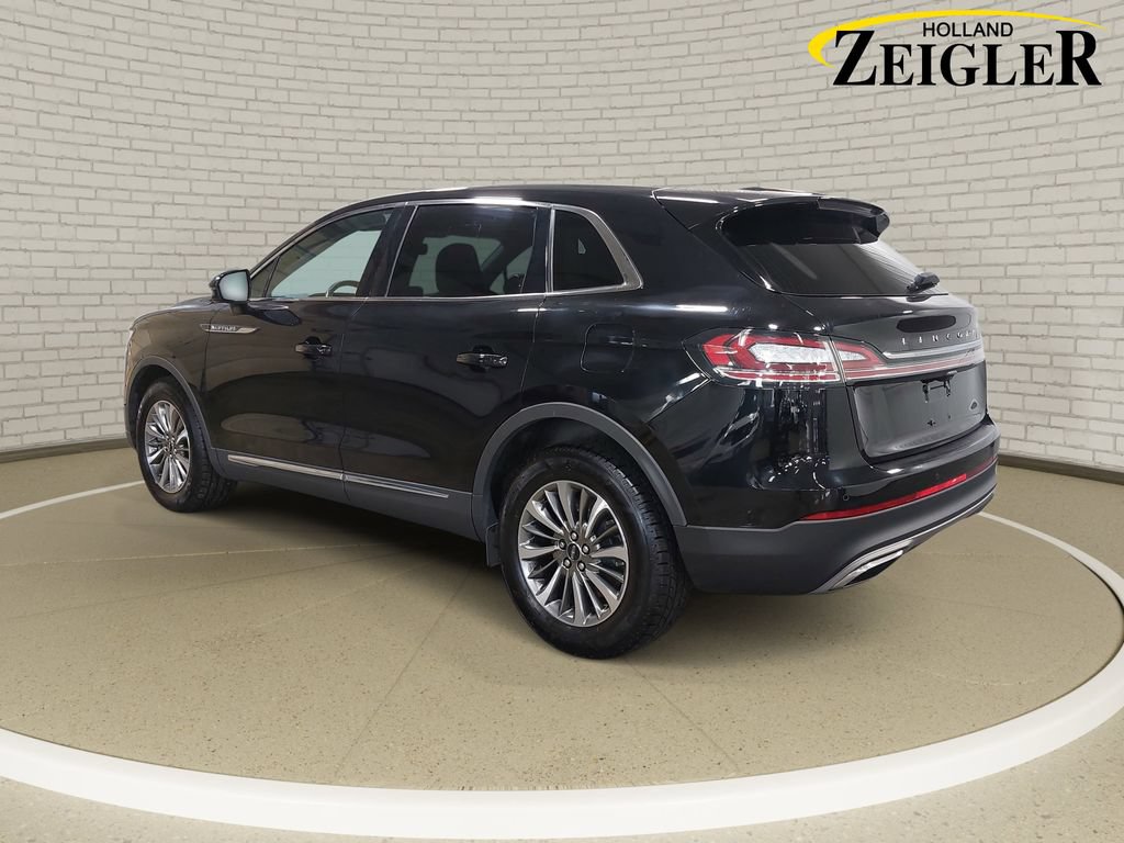 Used 2022 Lincoln Nautilus Reserve AWD/4WD image 7