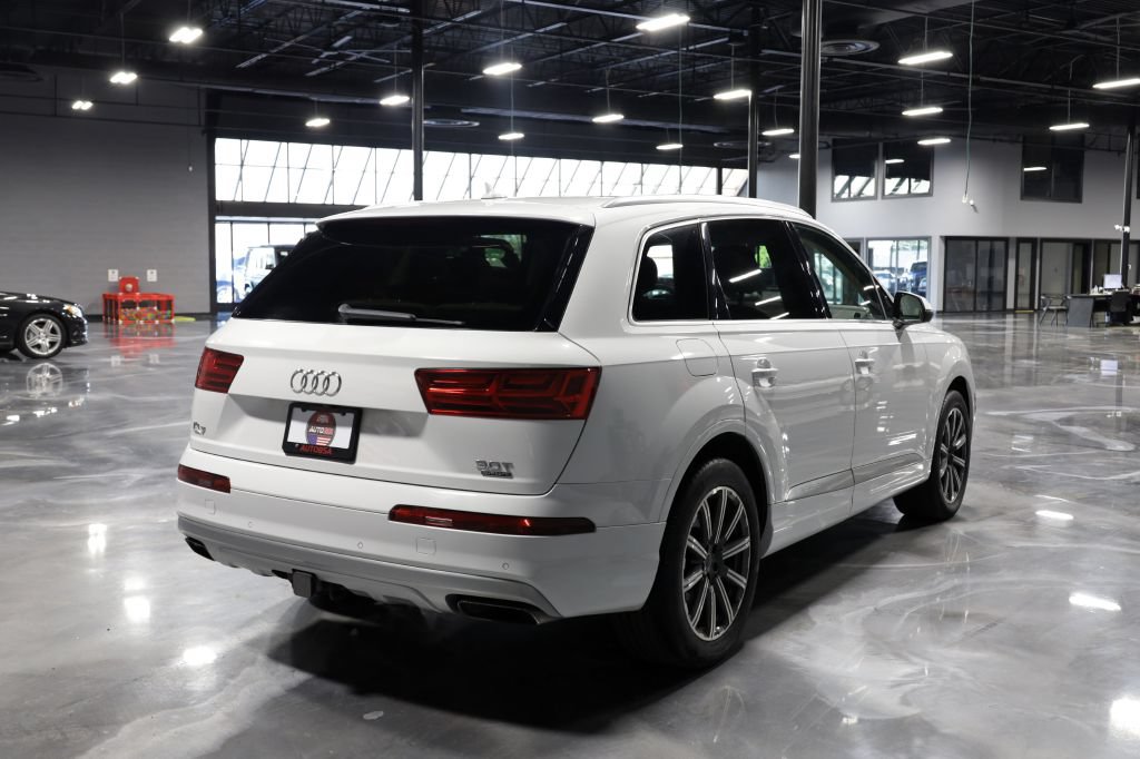 Used 2017 Audi Q7 3.0T Premium Plus AWD/4WD image 7