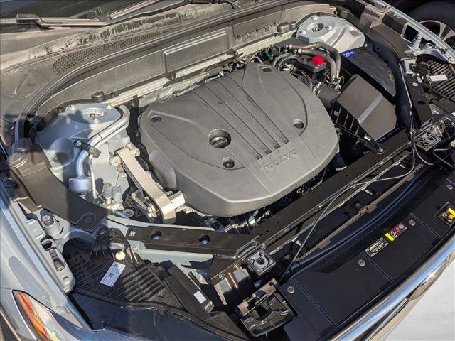Used 2023 Volvo XC60 B5 Core w/ Climate Package image 24