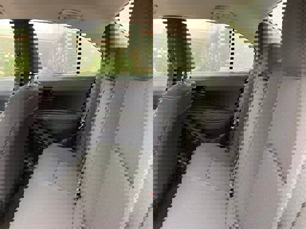 Used 2025 Toyota Corolla LE image 9