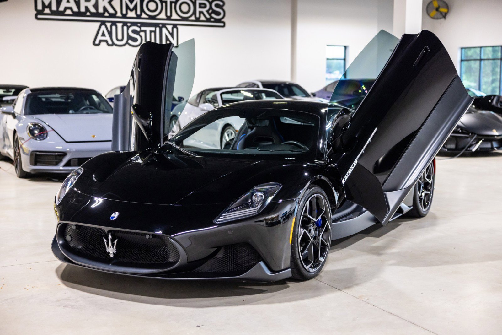 Used 2022 Maserati MC20 Coupe RWD image 12