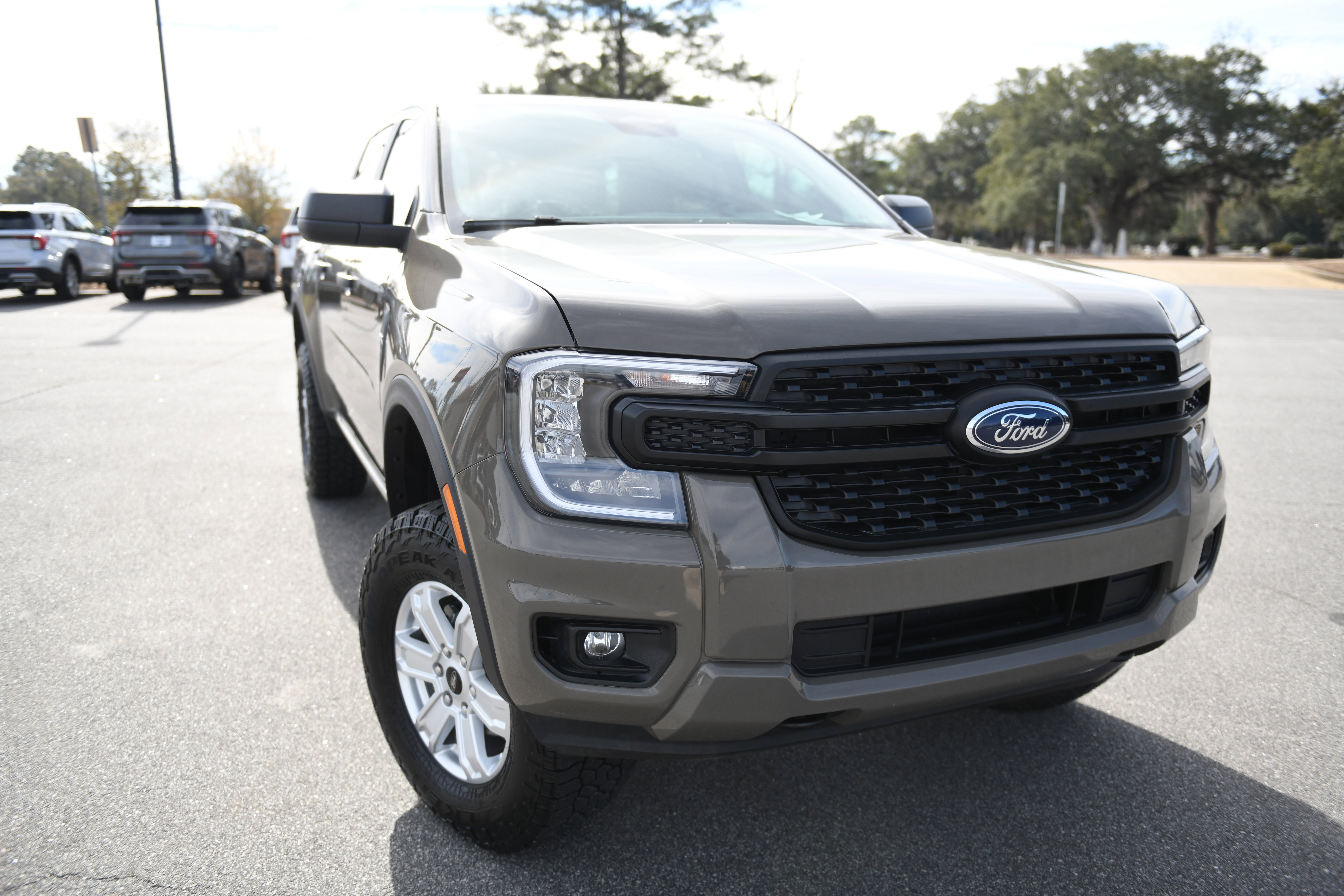 Used 2025 Ford Ranger XL w/ Trailer Tow Package image 7