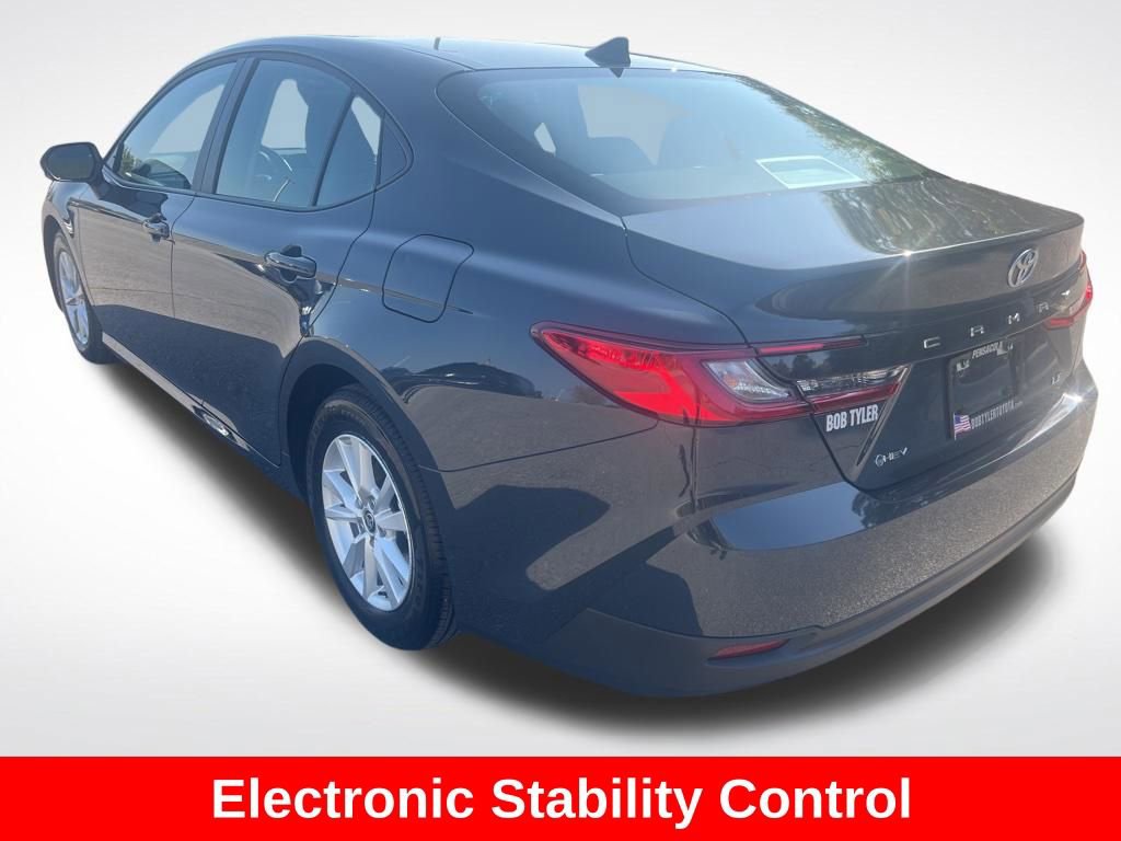 Used 2026 Toyota Camry LE image 7