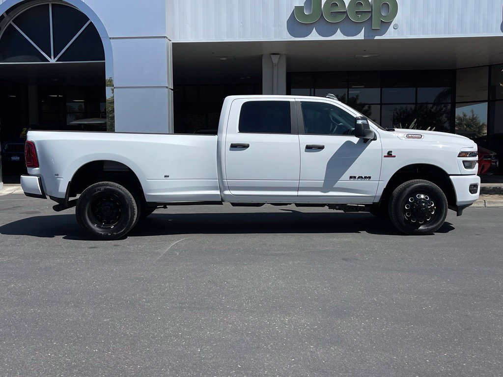 New 2027 RAM 3500 Big Horn AWD/4WD image 5