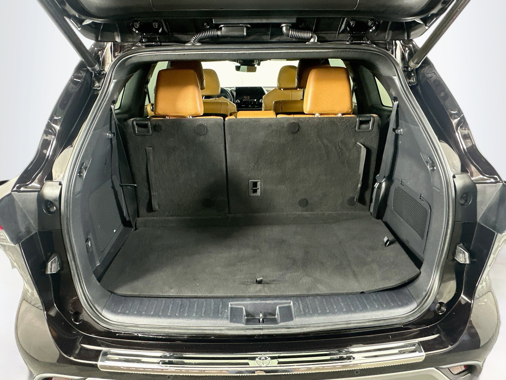 Used 2020 Toyota Highlander Platinum AWD/4WD image 32
