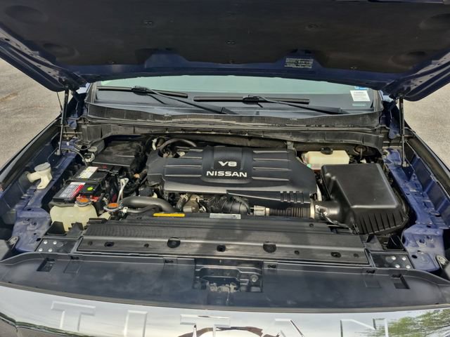 Used 2017 Nissan Titan SL image 20