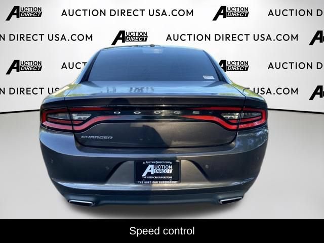 Used 2015 Dodge Charger SE w/ Popular Equipment Group RWD image 5