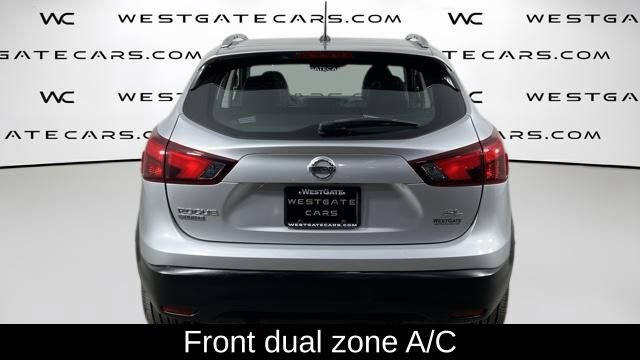 Used 2017 Nissan Rogue Sport SL w/ SL Premium Package image 4