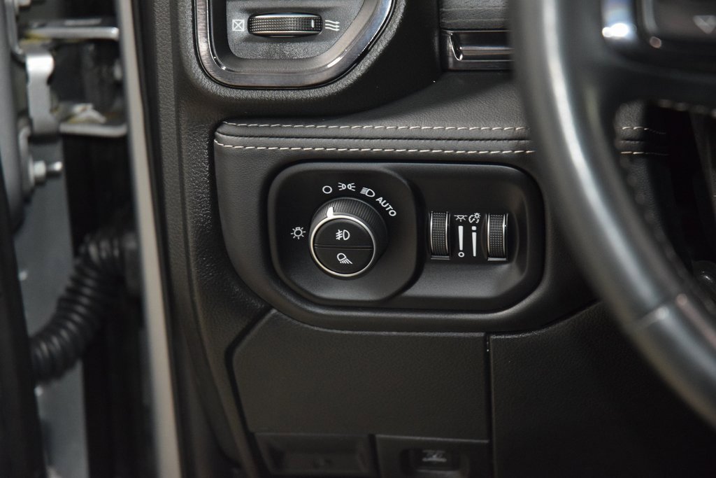 Used 2023 RAM 2500 Limited image 39