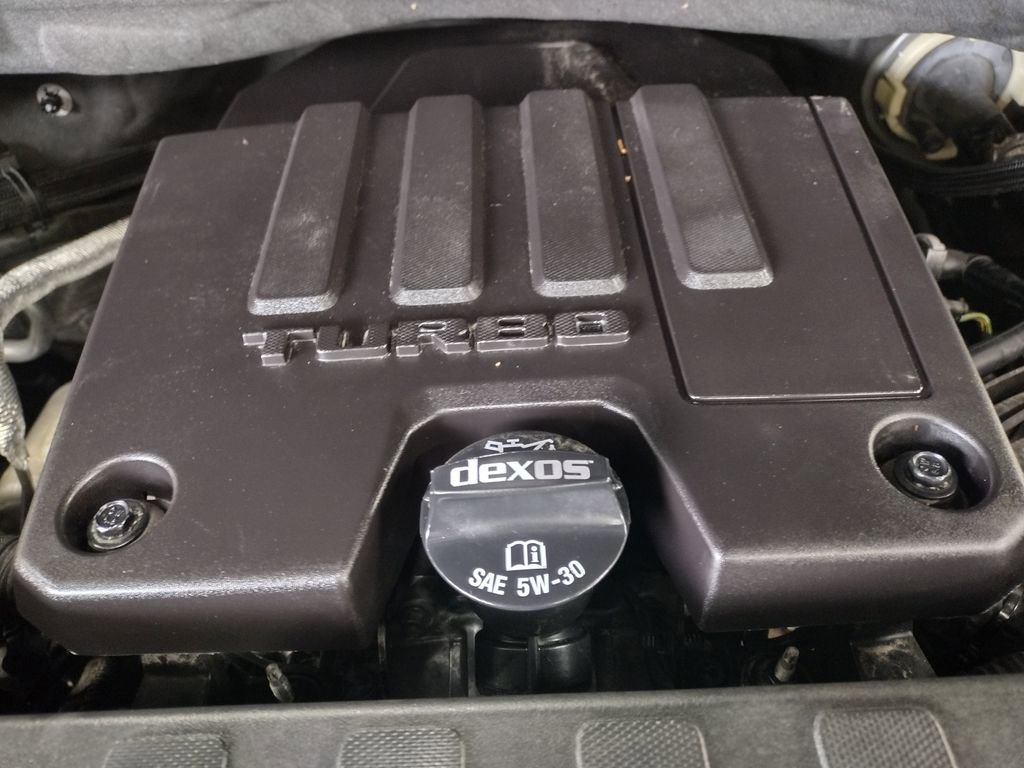 Used 2023 Chevrolet Silverado 1500 LT w/ Protection Package image 8