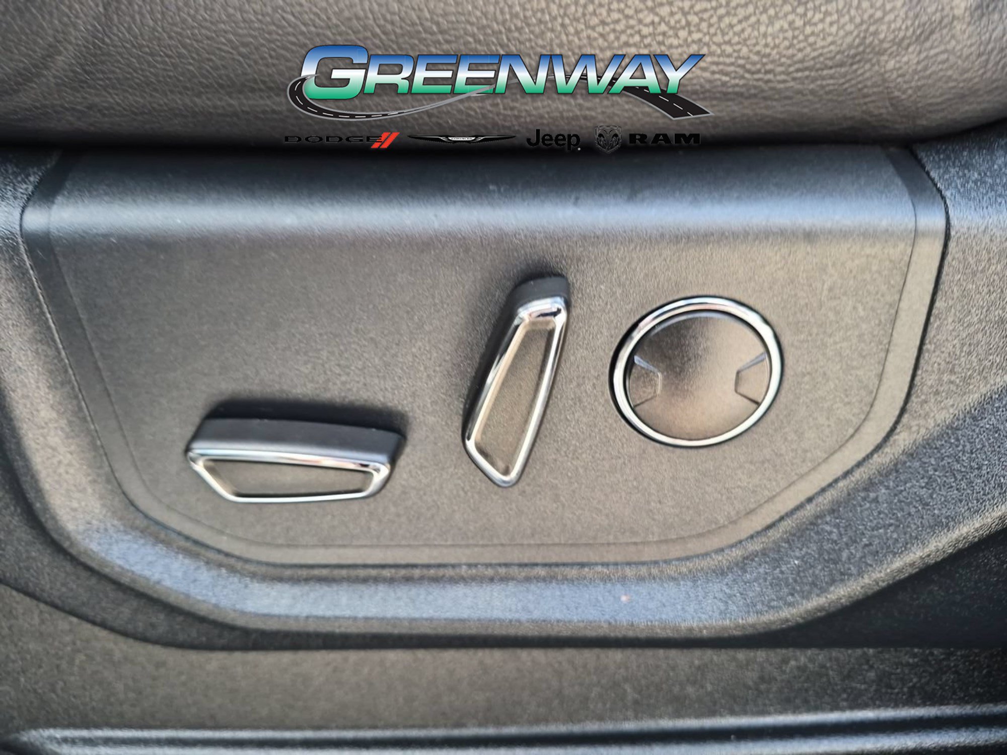 Used 2021 Ford Expedition Max Limited RWD image 14